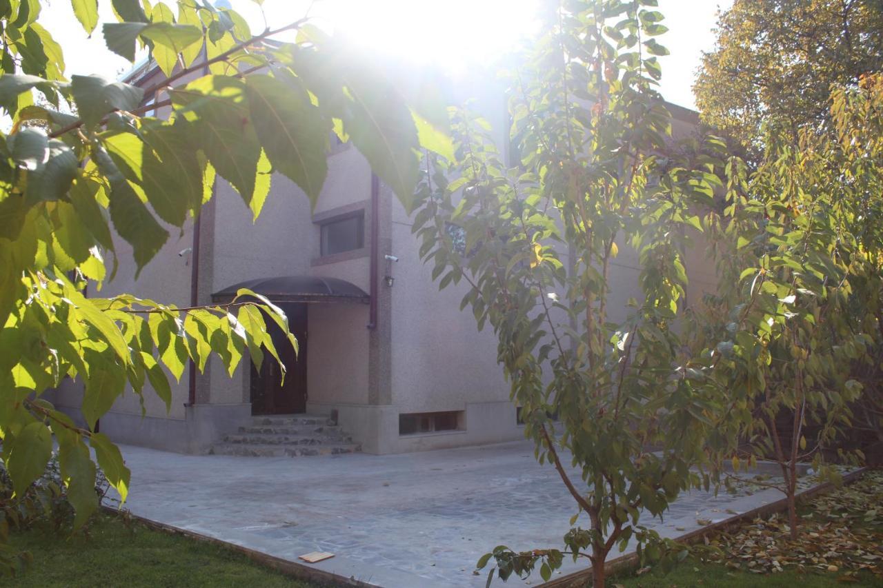 Cherry Garden Boutique Hotel Yeghegnadzor Dış mekan fotoğraf
