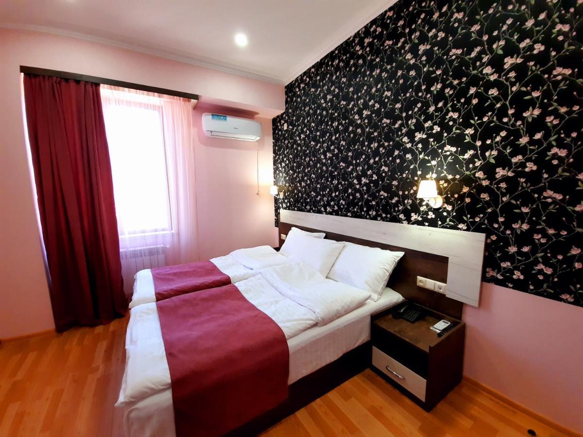 Cherry Garden Boutique Hotel Yeghegnadzor Dış mekan fotoğraf