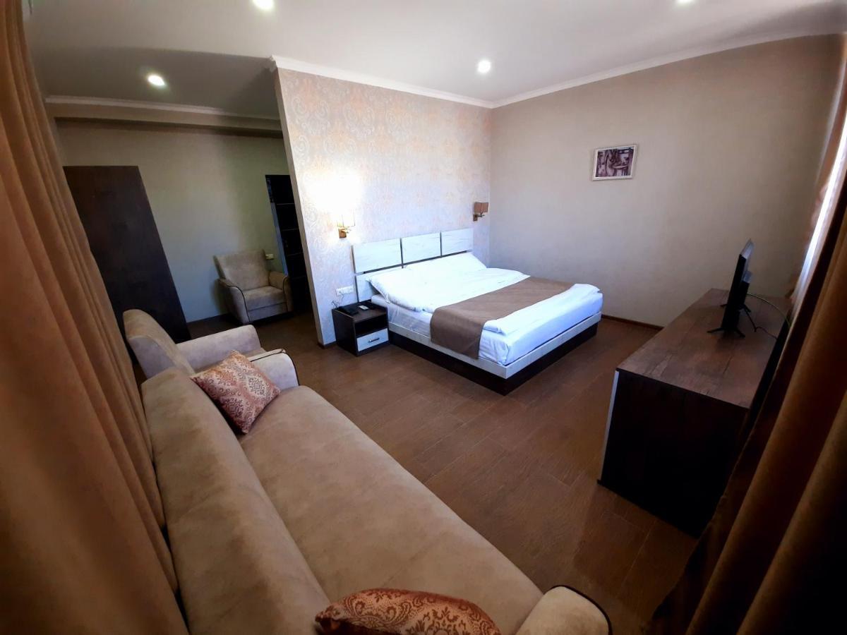Cherry Garden Boutique Hotel Yeghegnadzor Dış mekan fotoğraf